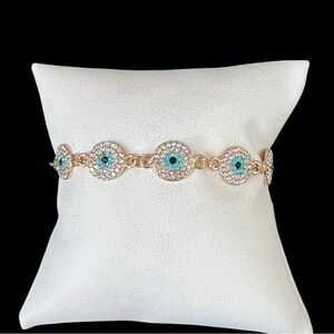 Paved evil eyes bracelet gold plated, adjustable size
